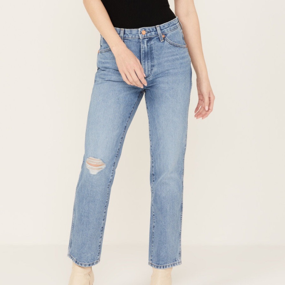 Wrangler Women's Wild West Straight Leg Jeans